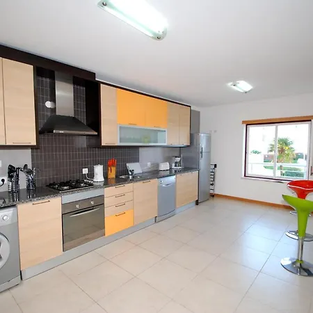 Turtle - 3 Bedroom In With 2 Shared Pools And Private Terrace Lägenhet